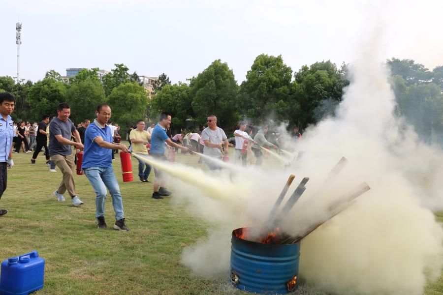 2025年6686体育入口海宁工厂消防演习 (19).jpg